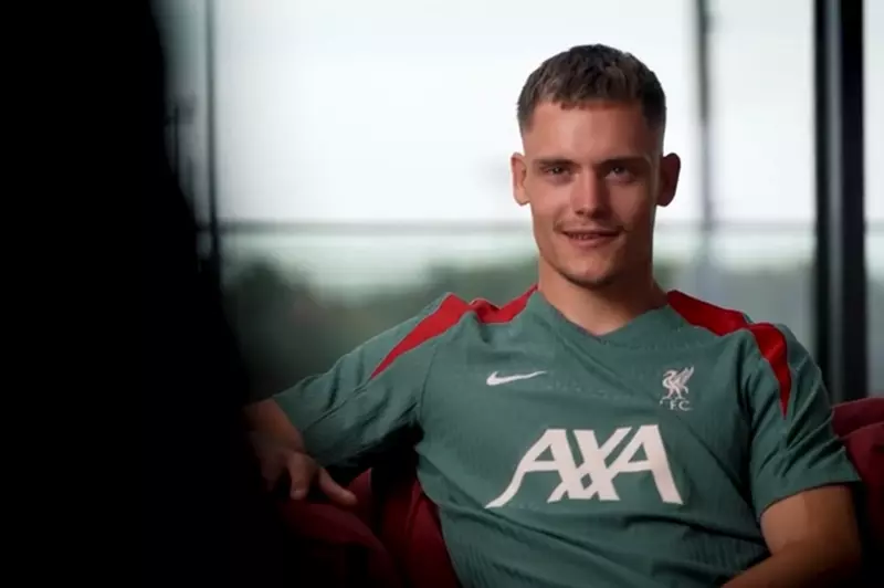 فيرتز لاعب ليفربول الجديد